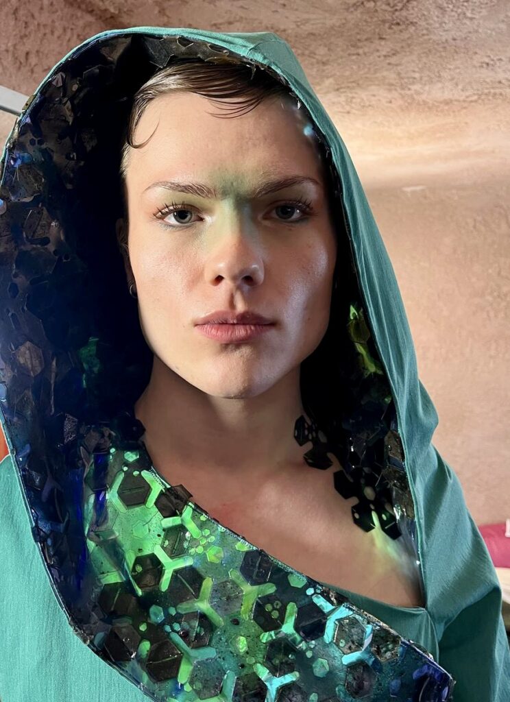 43b1d7f6 3231 424b 986b 09c2ede0a466